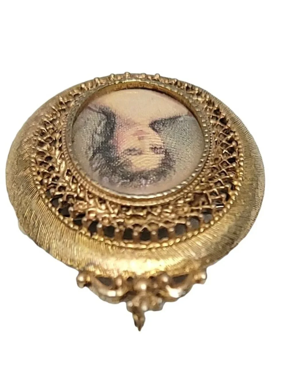 Florenza Gold-Tone Filigree Oval Cameo Photo Brooch Pin Pendant, Signed